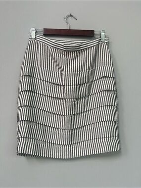 Quality-made Y2K tiered skirt from Anthro